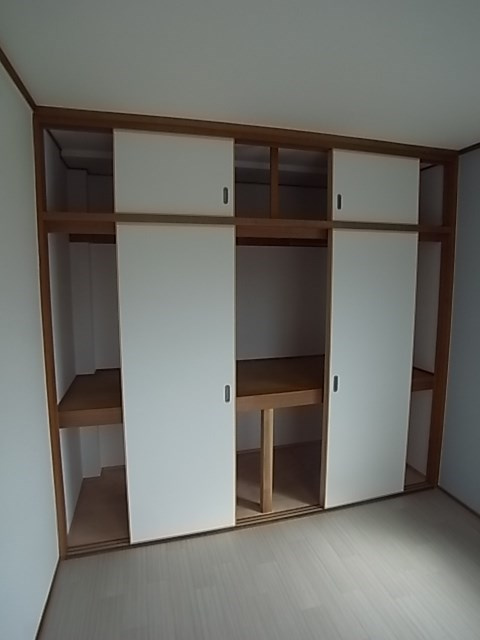 第二庭園ハイツの収納