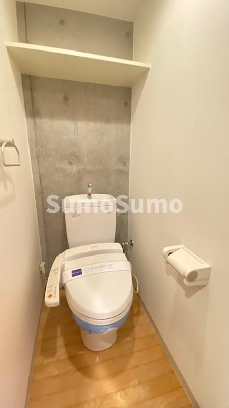 レジディア駒沢大学のトイレ|ゆったりとした空間のトイレです