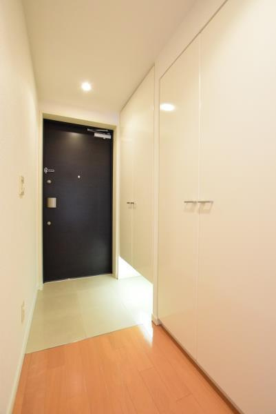 Brillia ist 三軒茶屋　アイビーテラスの玄関