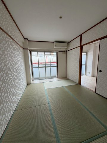 甲南ビルの和室
