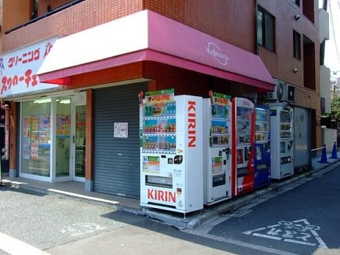 岡田ビルの外観