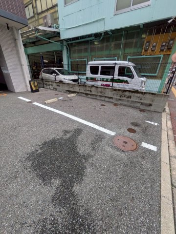 エコルクス赤坂Ⅱの駐車場