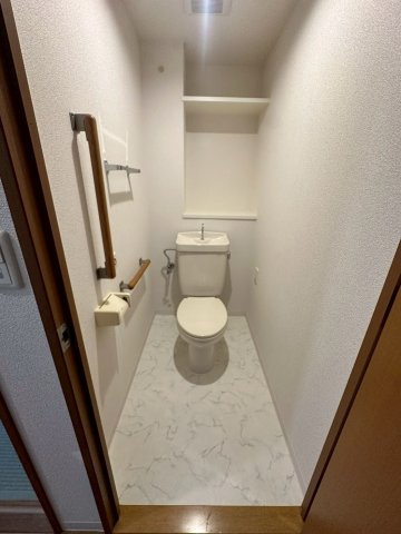ＵＲサンラフレ鳴尾北のトイレ