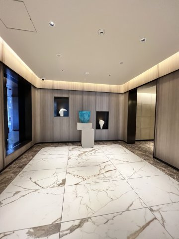 グランドメゾン福岡The Central Luxeのロビー