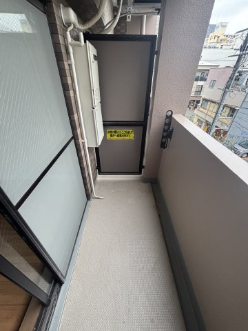 プレサンス西心斎橋のバルコニー