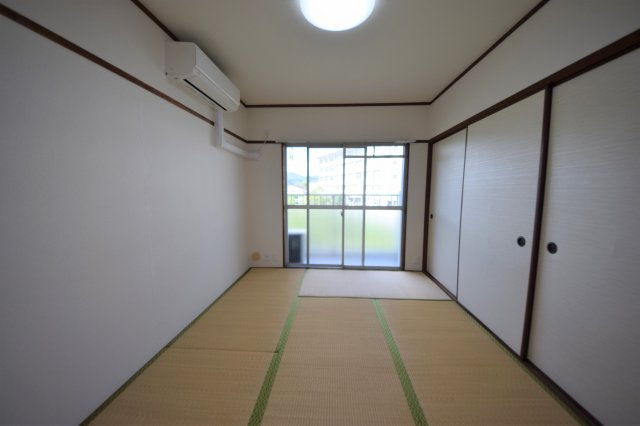 フォーサイト紫R・View terraceの和室