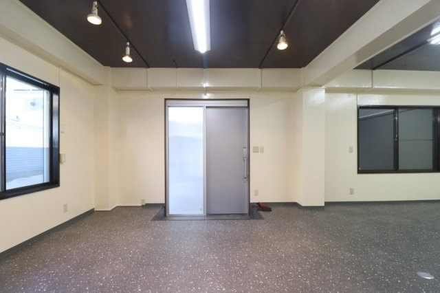 青山店舗事務所の内装|物件の内装です