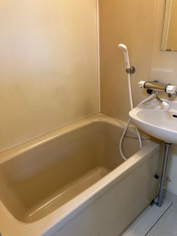 アーバン川津（店舗事務所用）の浴室|ゆったり過ごせるお風呂です