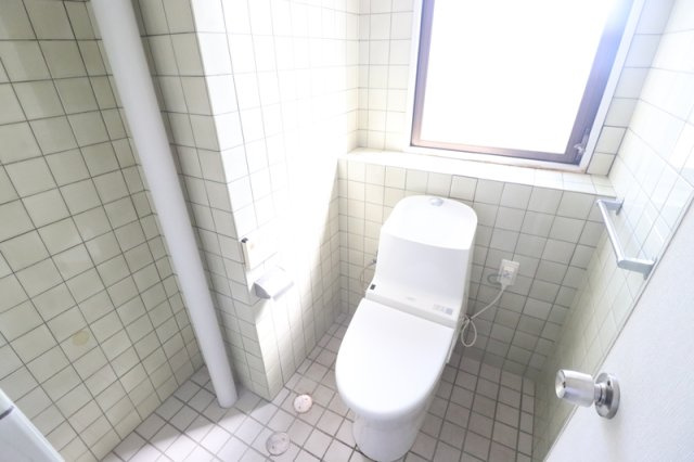 プラスパー高森のトイレ|落ち着いたトイレです