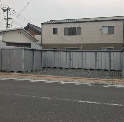 レンタルストレージ 直方駅前