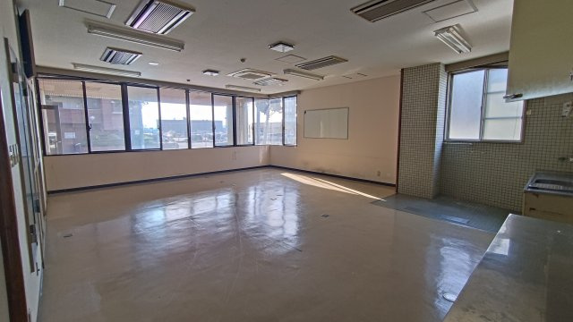クレッシェンド門司港