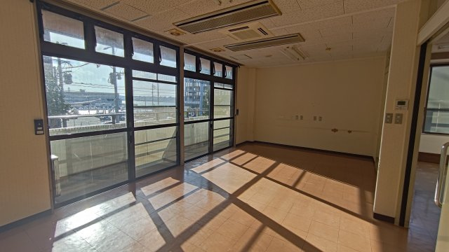 クレッシェンド門司港