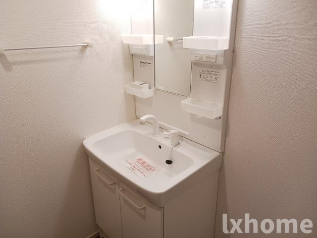 イリーデ摂津の洗面所