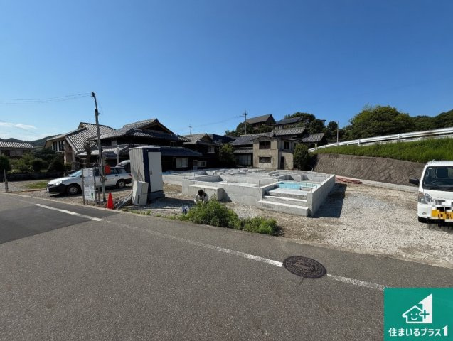 西脇市上野　第3期　新築一戸建ての外観|周辺は落ち着いた街並みの住宅地！子育てがしやすい住環境です！まだ未完成ですが、現地でしかわからない事もございます。是非一度ご覧ください。