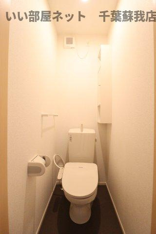 ジーナル１のトイレ|落ち着いたトイレです