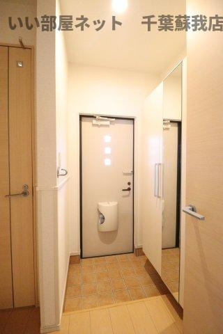 ジーナル１の玄関|落ち着いた玄関です