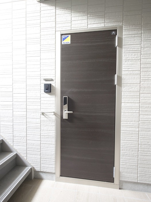 D-room東深津の玄関