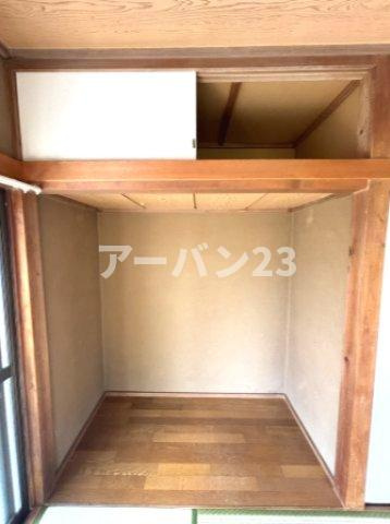 ハタノハイツの収納