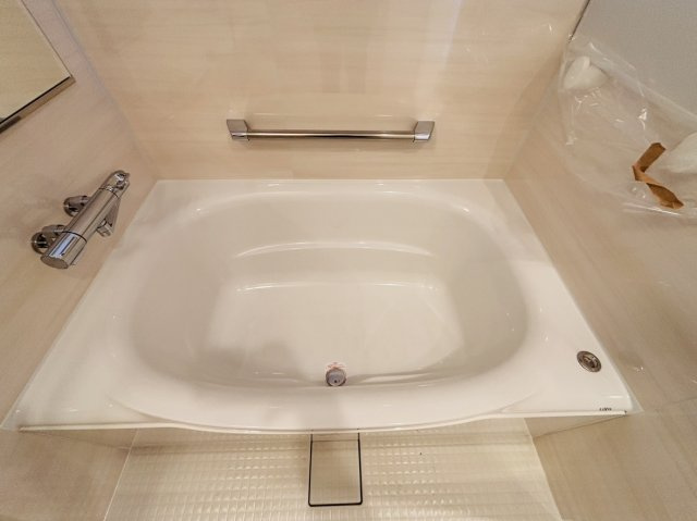 ライオンズヒルズ具志の浴室