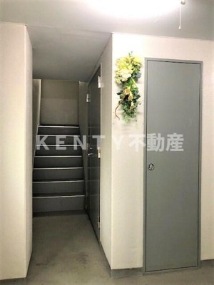 【エントランス】 | アストラル | 建物の内部です