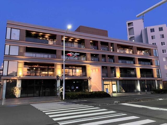 リードシー片瀬江ノ島ビルの外観