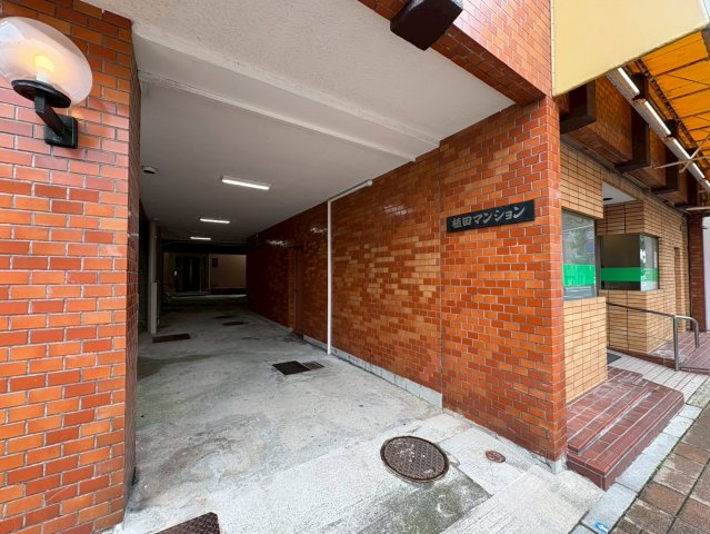 神ノ木植田マンションのロビー