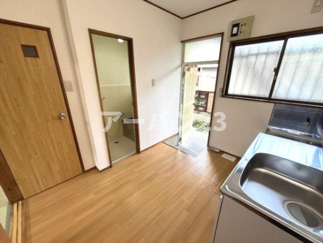 ハタノハイツの玄関