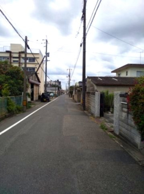 【前面道路含む現地写真】 | 明治町２丁目中古住宅