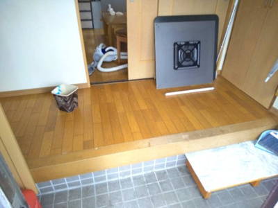 【玄関】 | 明治町２丁目中古住宅