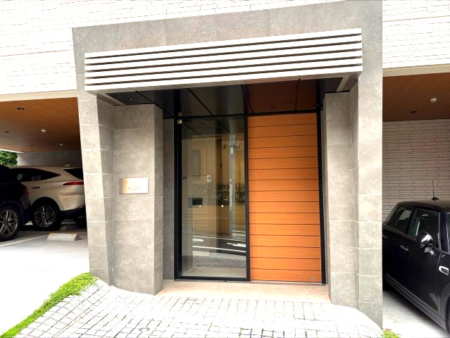 Blue Hill Shimomeguroのエントランス