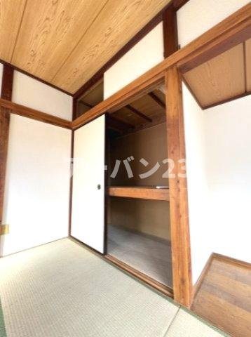 ハタノハイツの収納