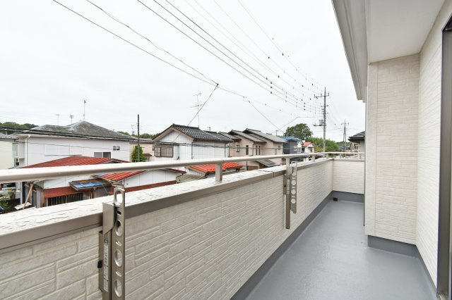 蓮田市江ヶ崎　全１棟　１号棟のバルコニー