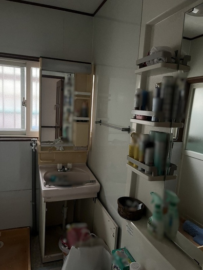 【洗面所】 | 西川津町中古戸建 | コンパクトで使いやすい洗面所