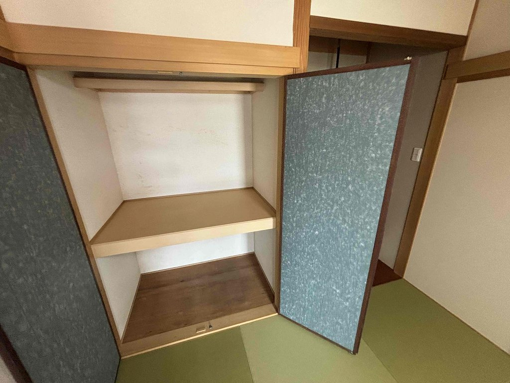 塩屋北町3丁目戸建の収納
