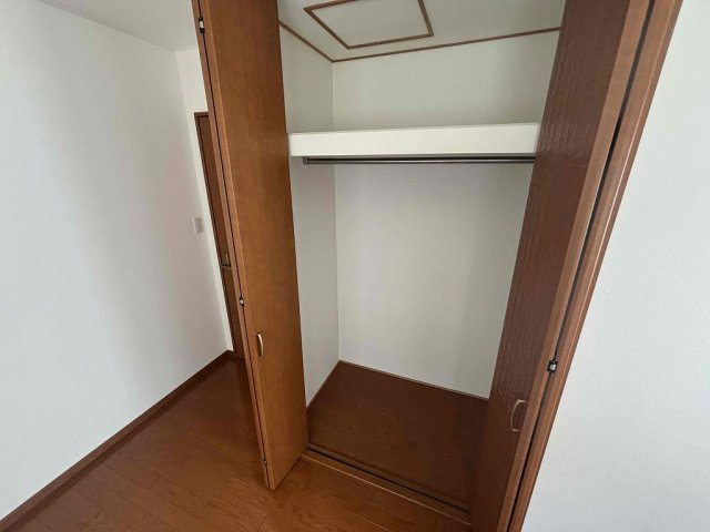 塩屋北町3丁目戸建の収納