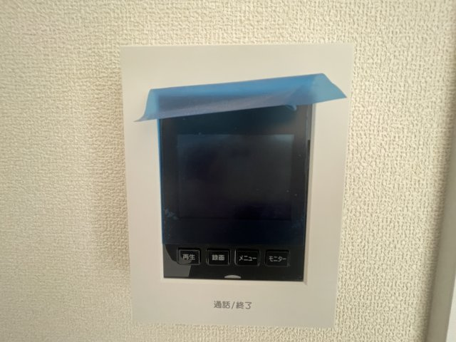 南区長住戸建ての防犯設備|テレビモニター付きインターホンなので安心ですね♪