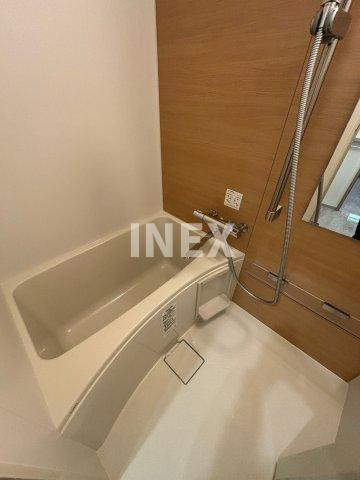 横浜市中区新山下１丁目の賃貸マンションの浴室