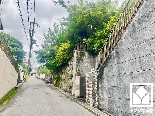 八幡市橋本栗ケ谷の外観