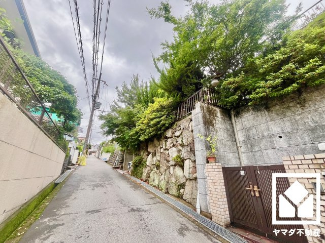 八幡市橋本栗ケ谷の外観