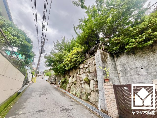 八幡市橋本栗ケ谷の外観