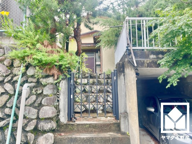 八幡市橋本栗ケ谷の外観