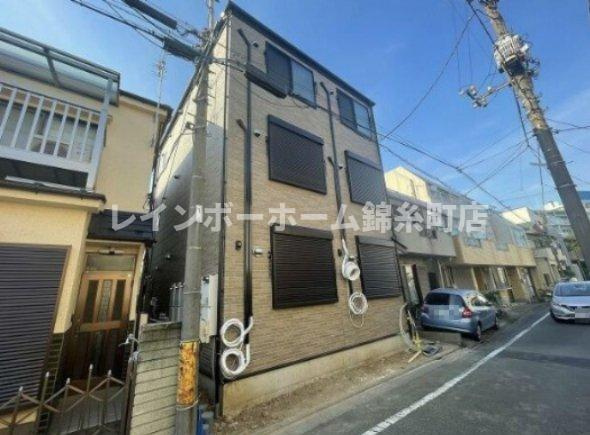 レガシア西新井本町の外観