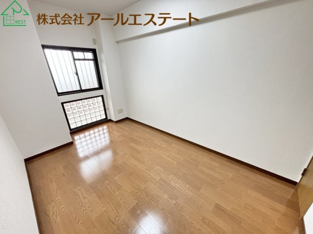 グランプレステージ加古川II　　中古マンションの洋室