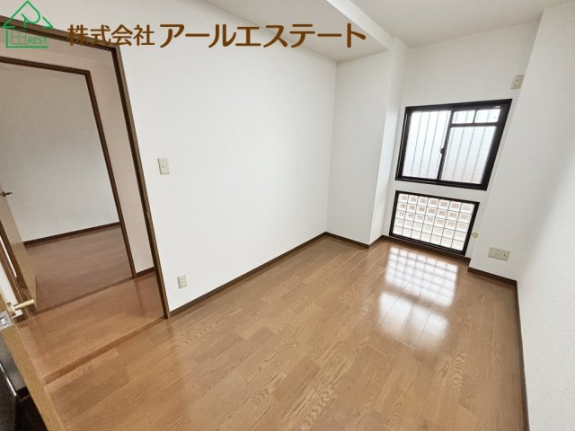 グランプレステージ加古川II　　中古マンションの寝室