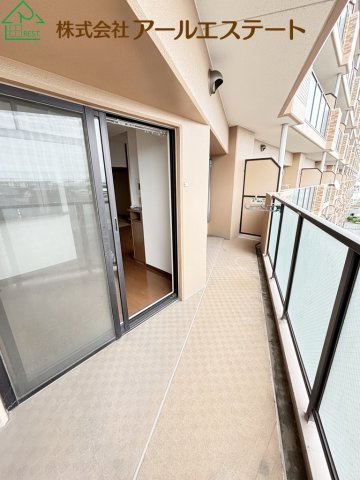 グランプレステージ加古川II　　中古マンションのバルコニー