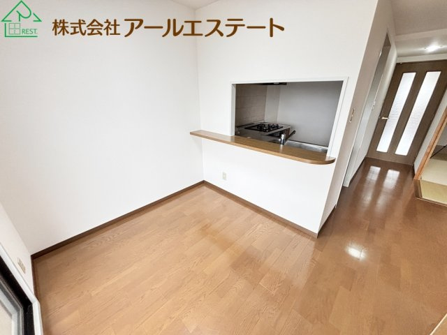 グランプレステージ加古川II　　中古マンションの居間・リビング