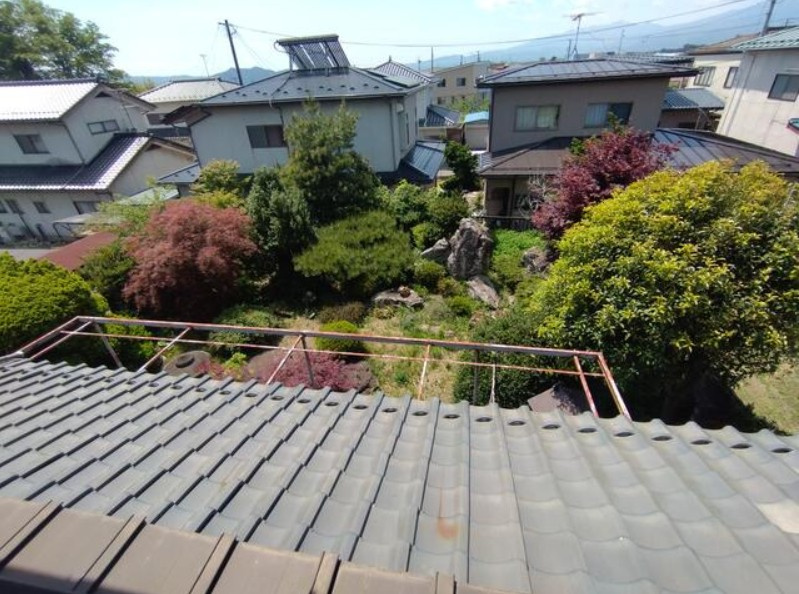 福島市 飯坂町湯野字横町（飯坂温泉駅） 2階建 ５ＳＤＫの庭