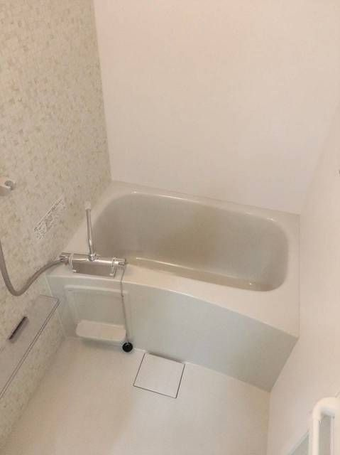渋谷区代々木２丁目の賃貸マンション