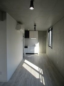 ＣＯＣＯＦＬＡＴ東中野