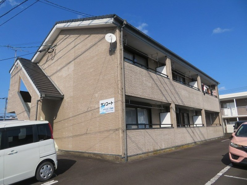 サンコート